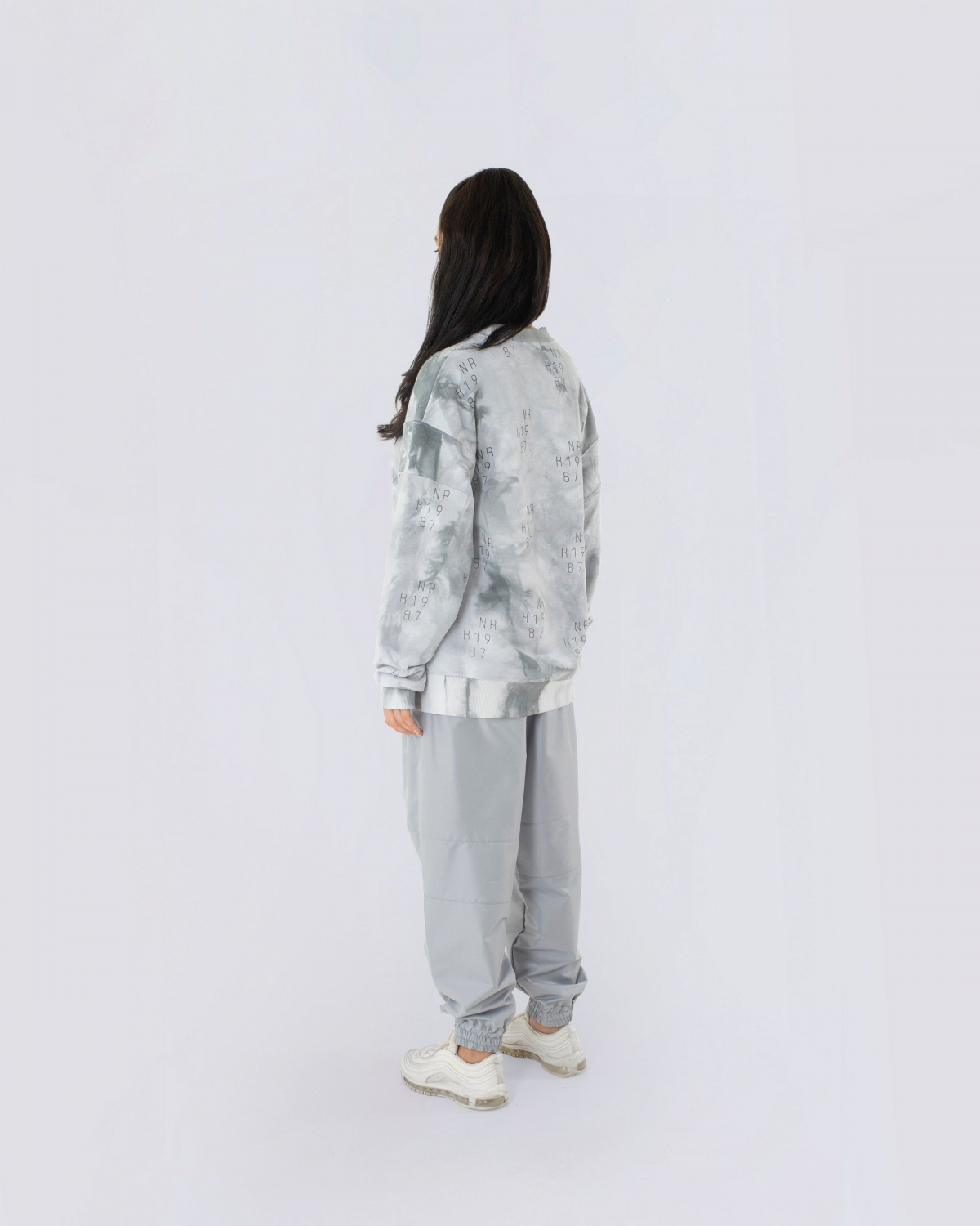 Moon Sweatshirt [Base Line 2]