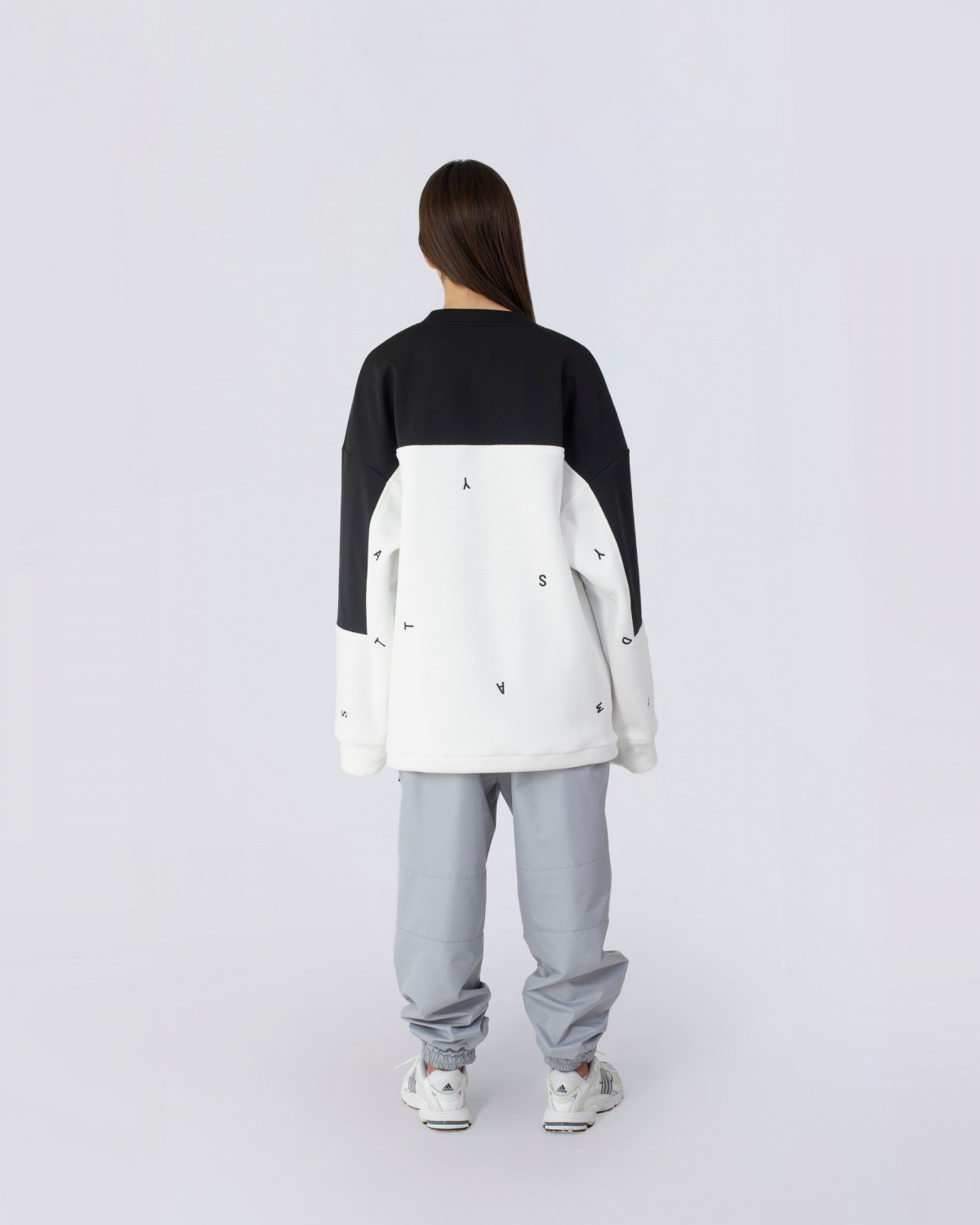 Tagline Sweatshirt [Collection Line]